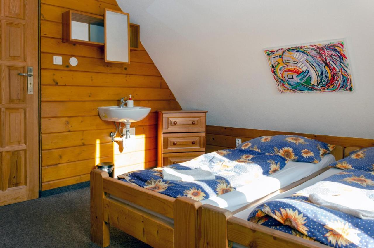 Aqualand chata - Športové a výcvikové stredisko ZPS Dedinky Extérieur photo