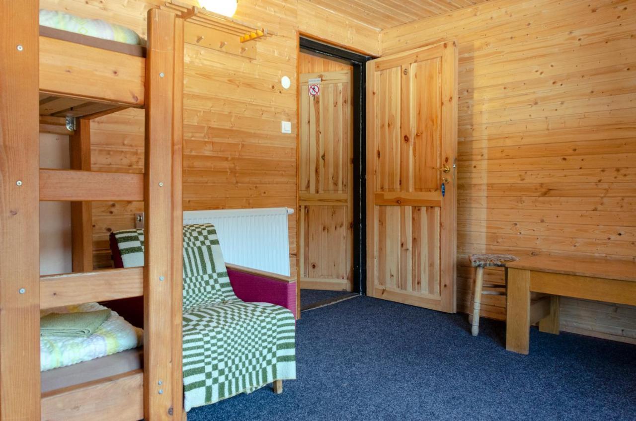 Aqualand chata - Športové a výcvikové stredisko ZPS Dedinky Extérieur photo